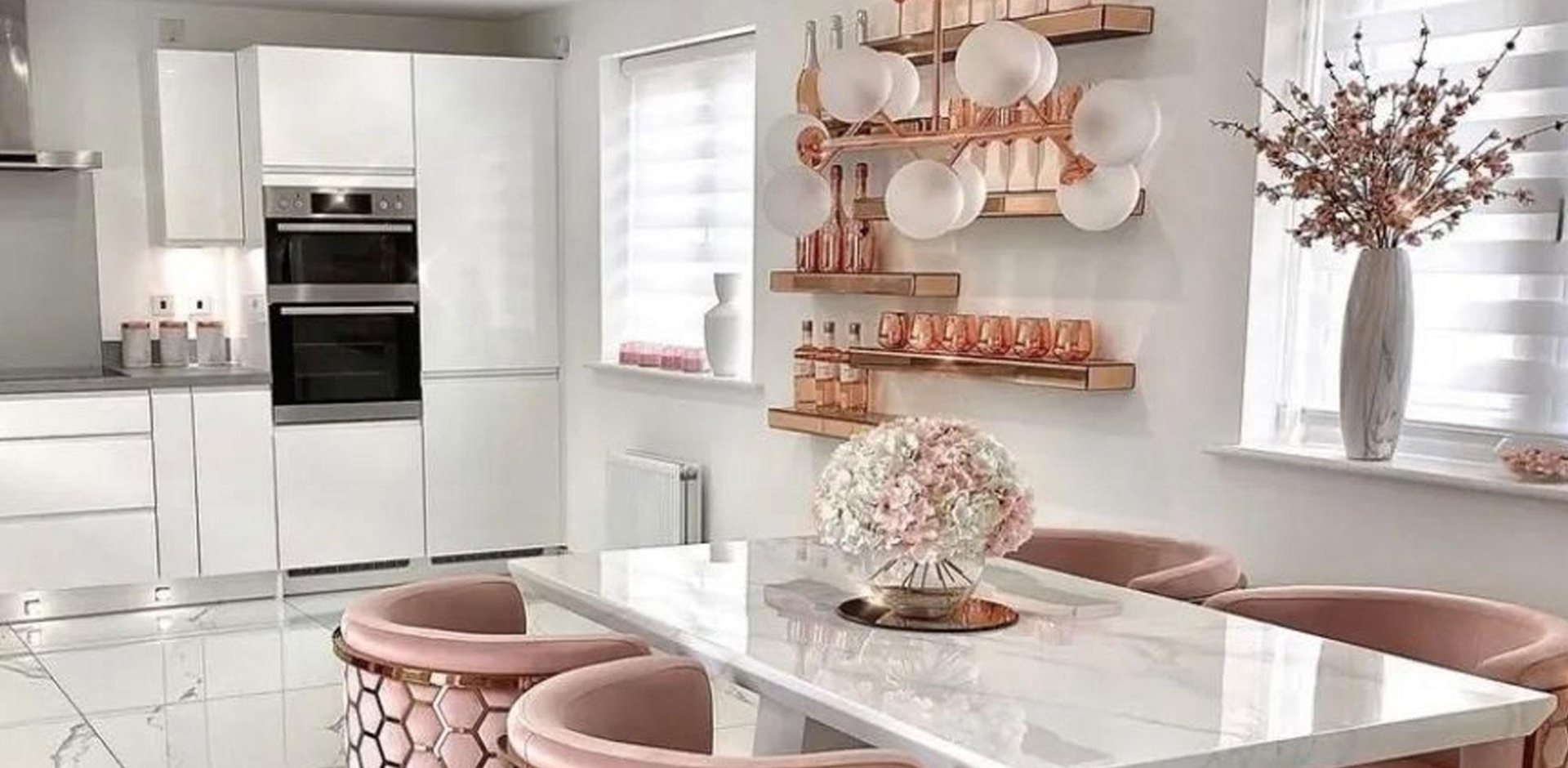 Discover the epitome of sophistication:Modern Dining