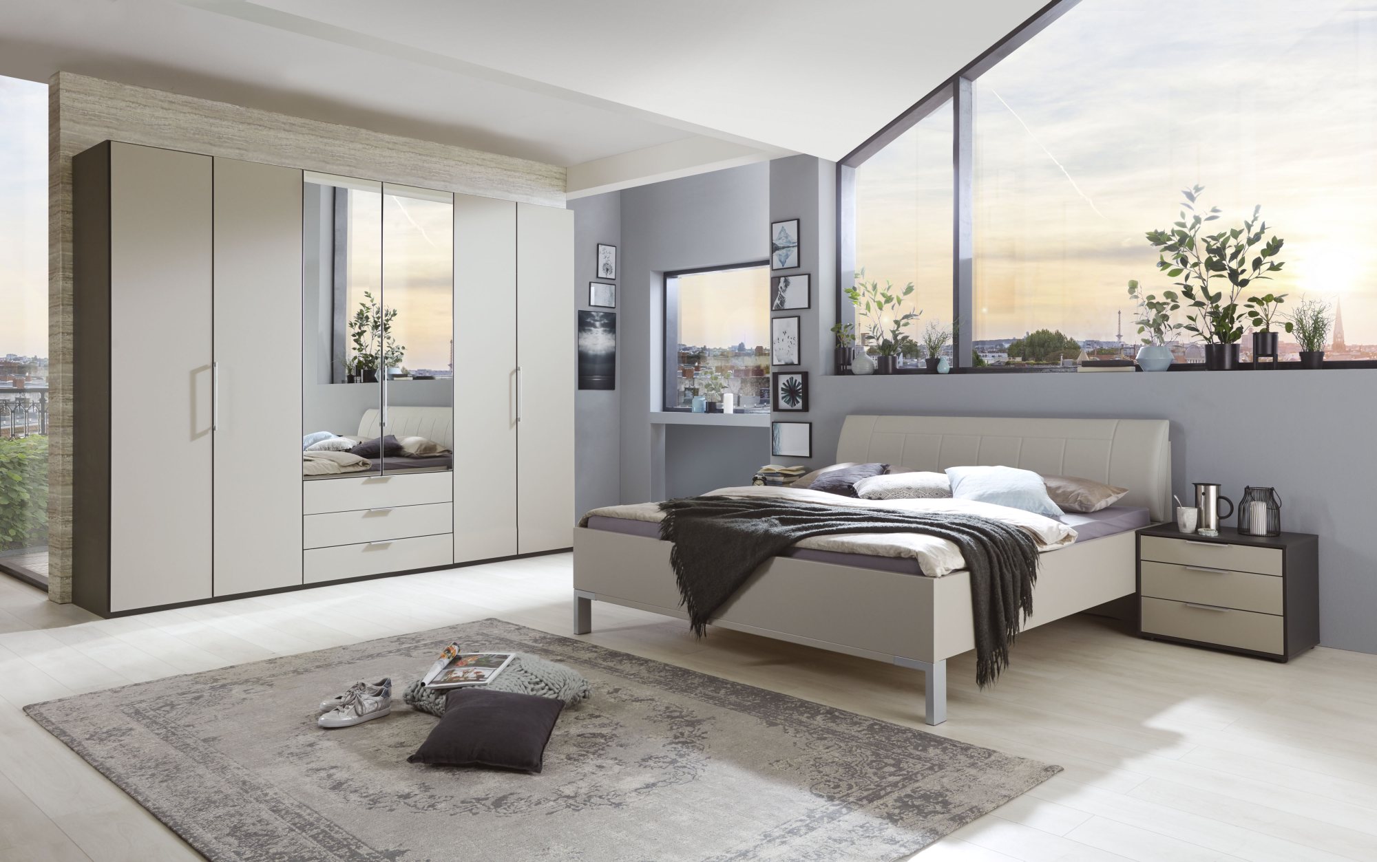 Wiemann German Furniture Wiemann Glasgow 300 cm 6 Door 3 drawers 100cm in White Glass with 2