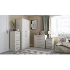 Premiun British Collection Andantino 3 Drawer Chest