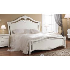 Saltarelli Giulia Letto Bed with Studded Headboard and Wooden Footboard Saltarelli Giulia Letto Bed with Studded Headboard and Wooden Footboard