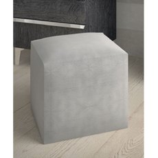 Status Sarah Italian Pouf Status Sarah Italian Pouf