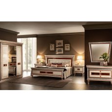 Arredoclassic Dolce Vita upholstered headboard Bed