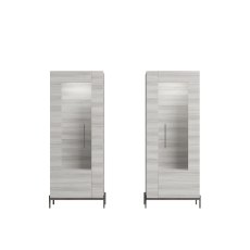 Status Mia Day 1 Door Vitrine