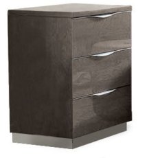 Camel Group Platinum Silver Birch 3 Drawer Night Table Camel Group Platinum Silver Birch 3 Drawer Night Table