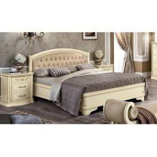 Camel Group Torriani Ivory Bed Giorgione captionne with Ring Camel Group Torriani Ivory Bed Giorgione captionne with Ring