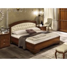 Camel Group Torriani Walnut Bed Giorgione captionne with Ring Camel Group Torriani Walnut Bed Giorgione captionne with Ring