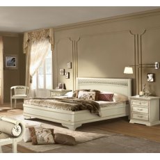 Camel Group Torriani Ivory Bed Tiziano with Ring Camel Group Torriani Ivory Bed Tiziano with Ring