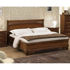 Camel Group Torriani Walnut Bed Tiziano with Ring Camel Group Torriani Walnut Bed Tiziano with Ring