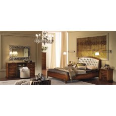 Camel Group Nostalgia Walnut Curvo Legno Capitonne Bed Frame With Ring