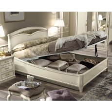 Camel Group Nostalgia Bianco Antico Curvo Fregio Bed Frame