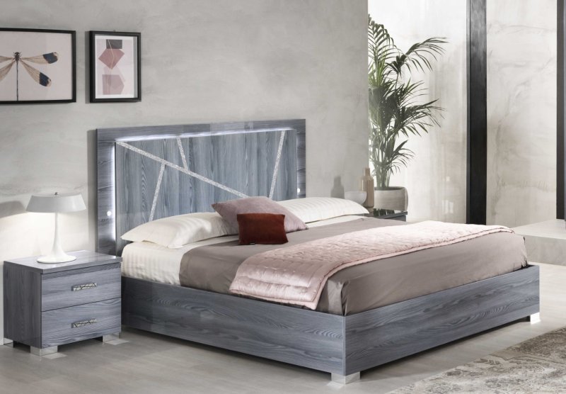 Ben Company Ben Company Nicole Grey Bed