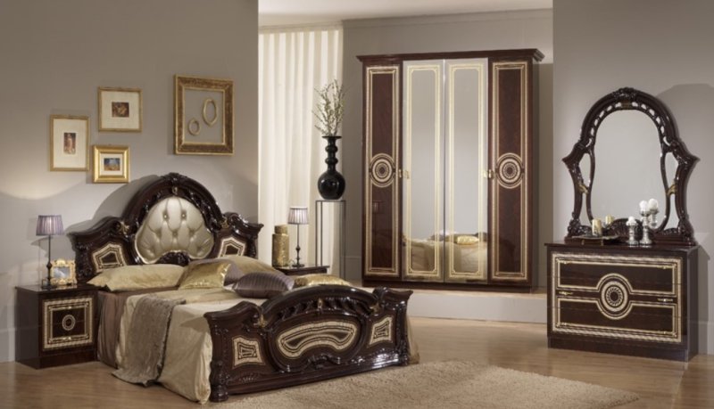 Ben Company Ben Company Sara Mahogany Bedroom Group with 4 Door Wardrobe