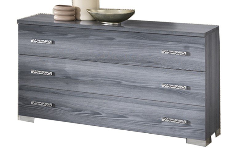 Ben Company Ben Company Nicole Grey Dresser