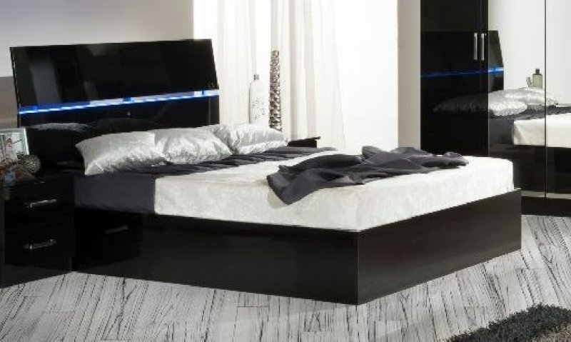 Ben Company Ben Company Simona Black Bed