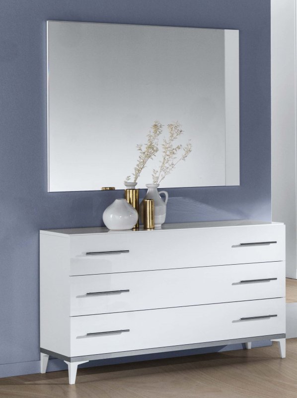 Ben Company Ben Company Elegance White and Silver 3 Drawer Dresser