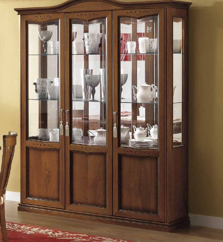 Camel Group Camel Group Nostalgia Walnut 3 Door Curved Vitrine With 3 Lights